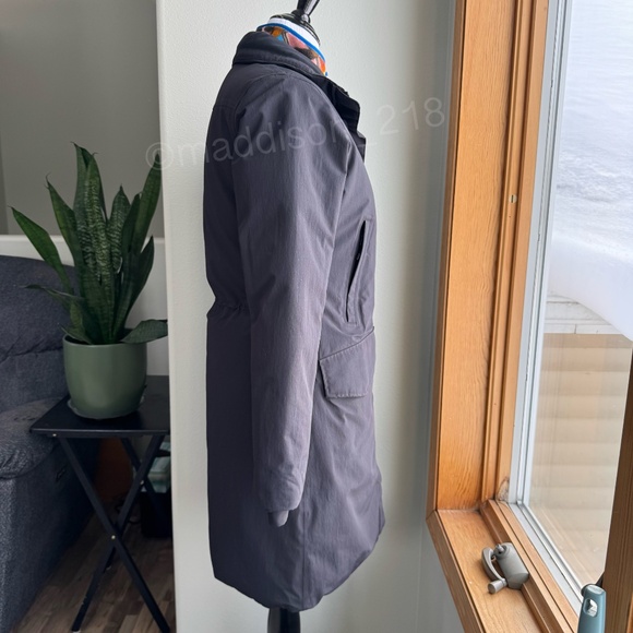 Patagonia City Storm Parka Black Small 700-fill Down Insulation Windproof S - Picture 8 of 15